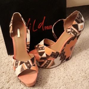 Wild pair muliti color wedges